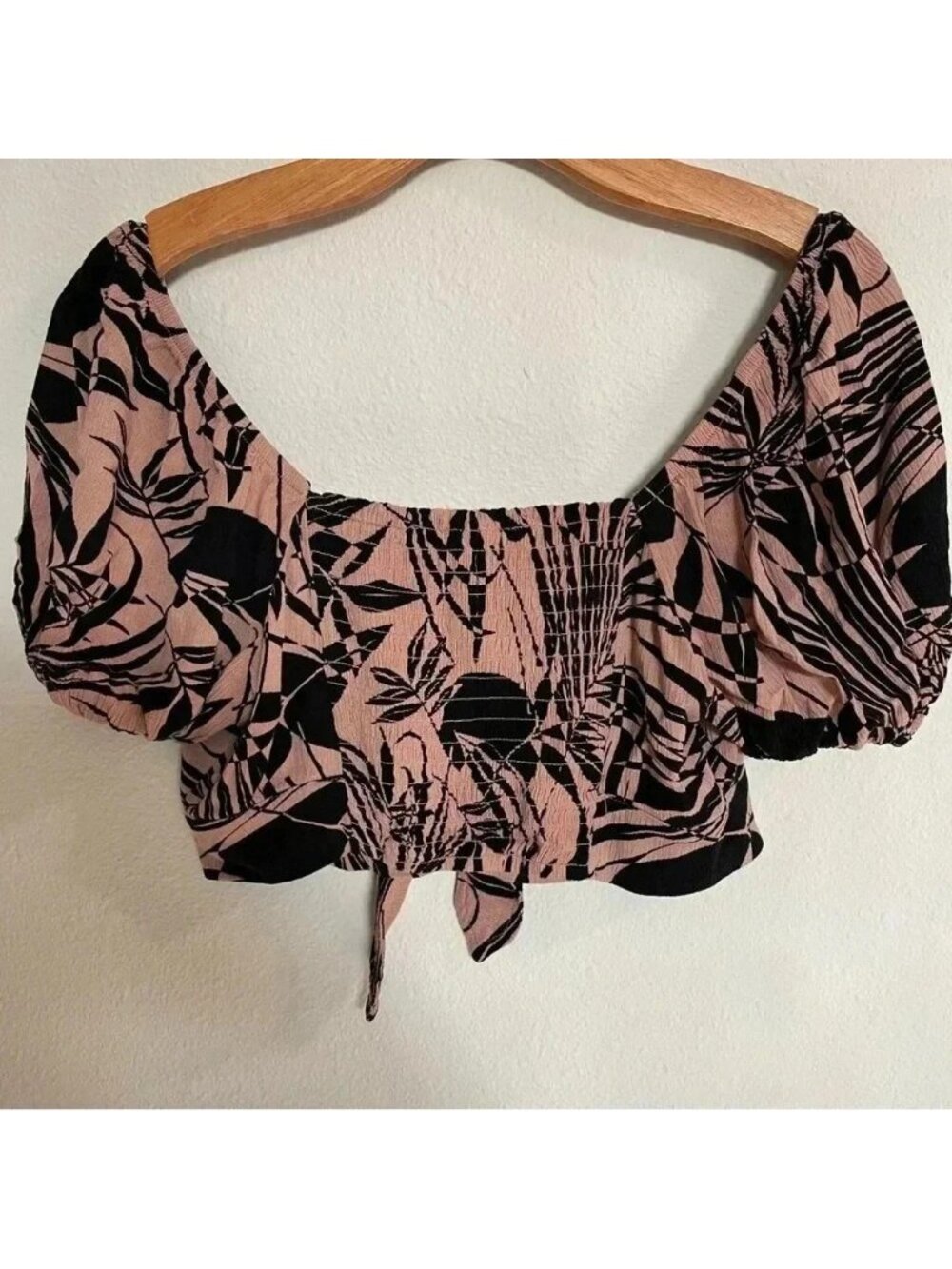 Crop Top - Picture 2 of 5